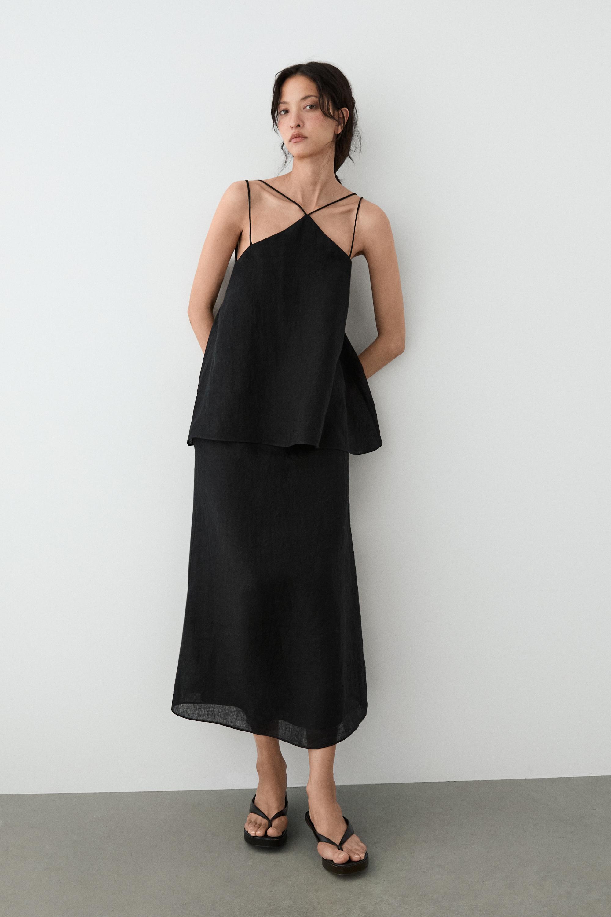Flowing strappy 100% linen dress